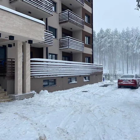 White- Pekovic Apartment *