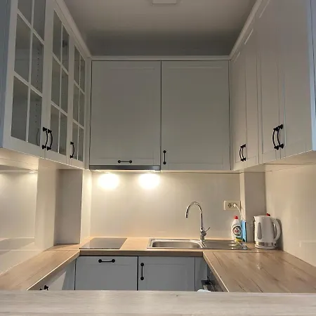 White- Pekovic شقة *